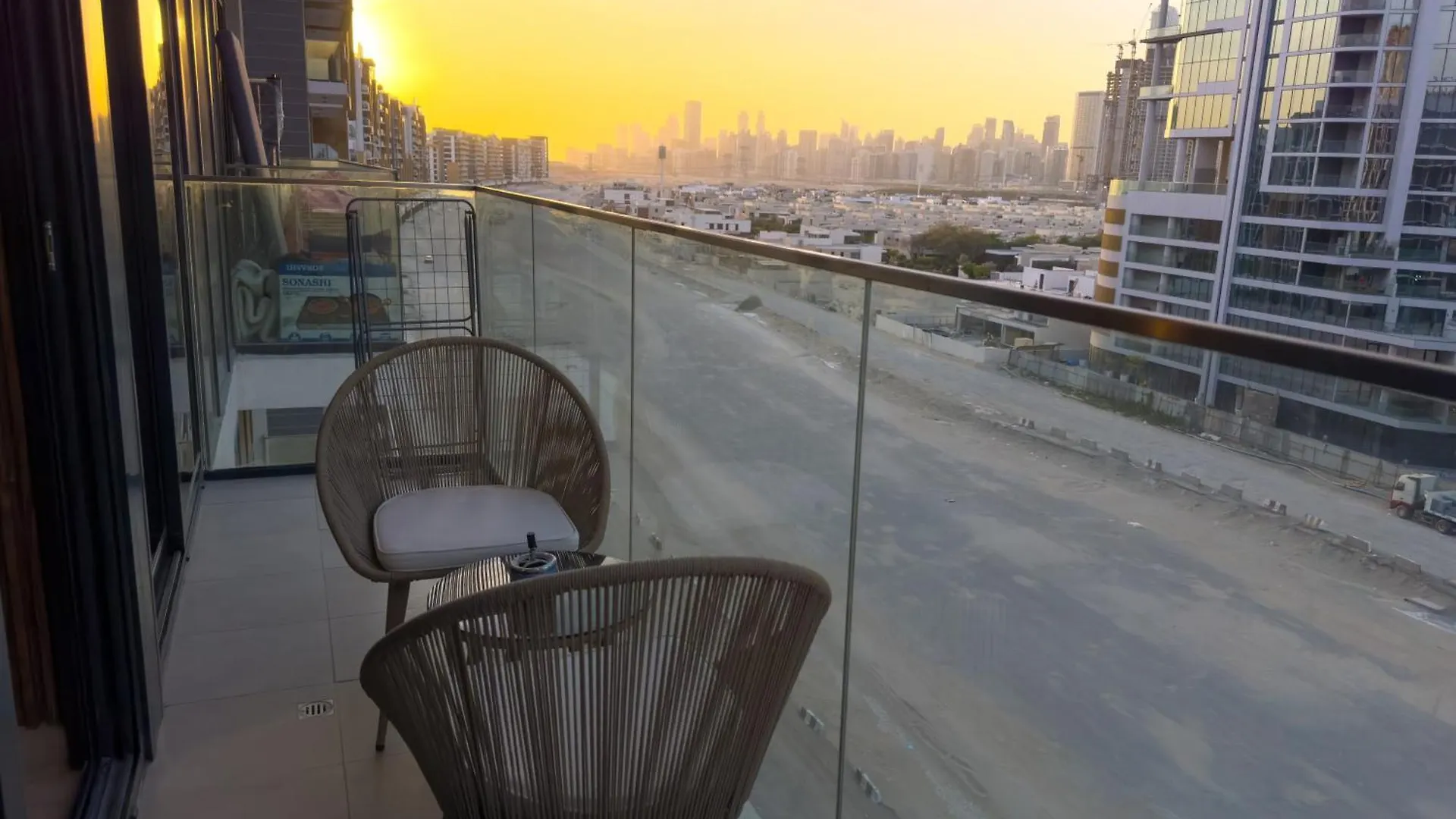 Naseem - Meydan Luxury, Stylish 1Br With Pool & Canal Views Dubai 0*,  United Arab Emirates