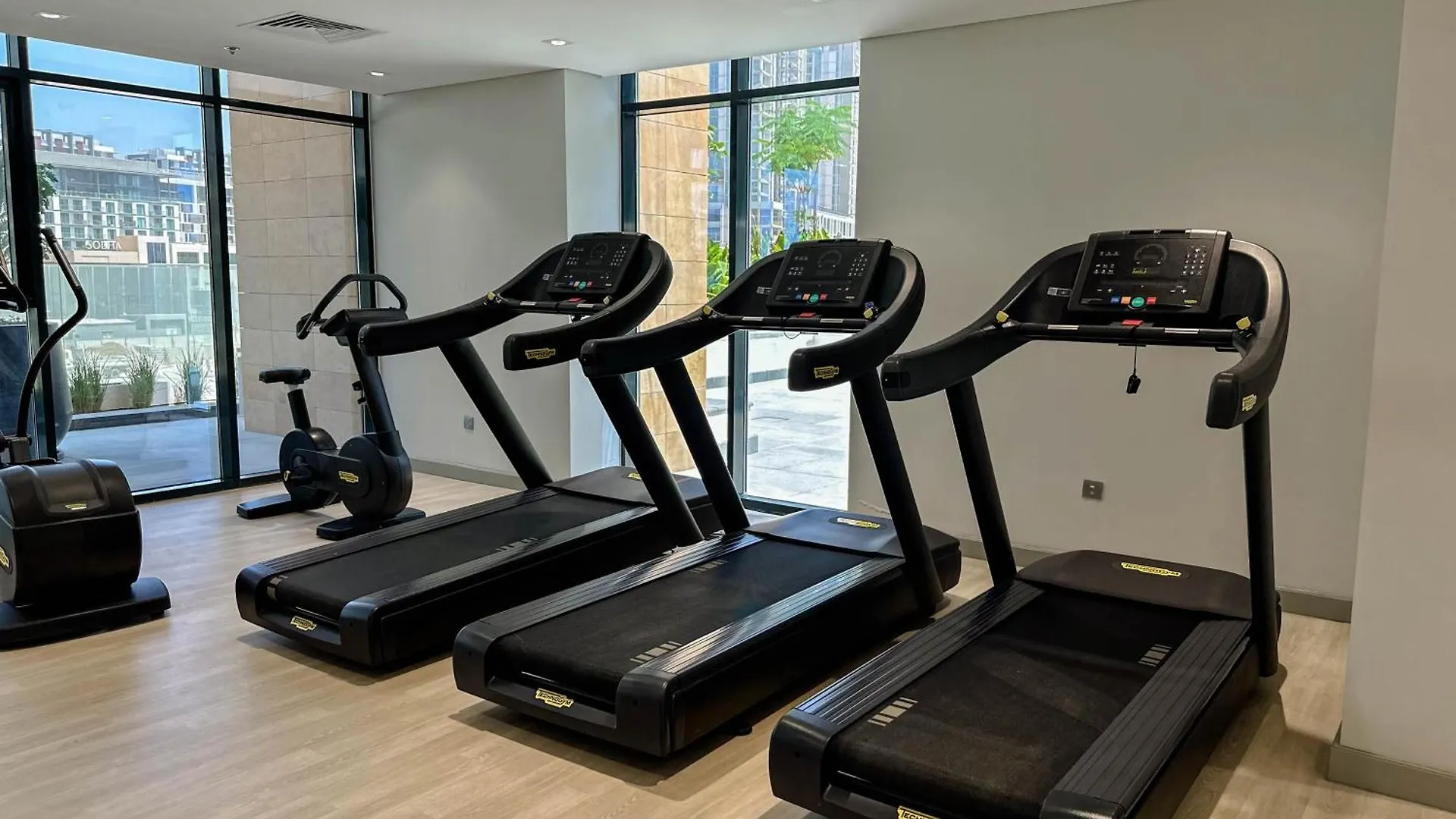 Naseem - Meydan Luxury, Stylish 1Br With Pool & Canal Views Dubai 0*,