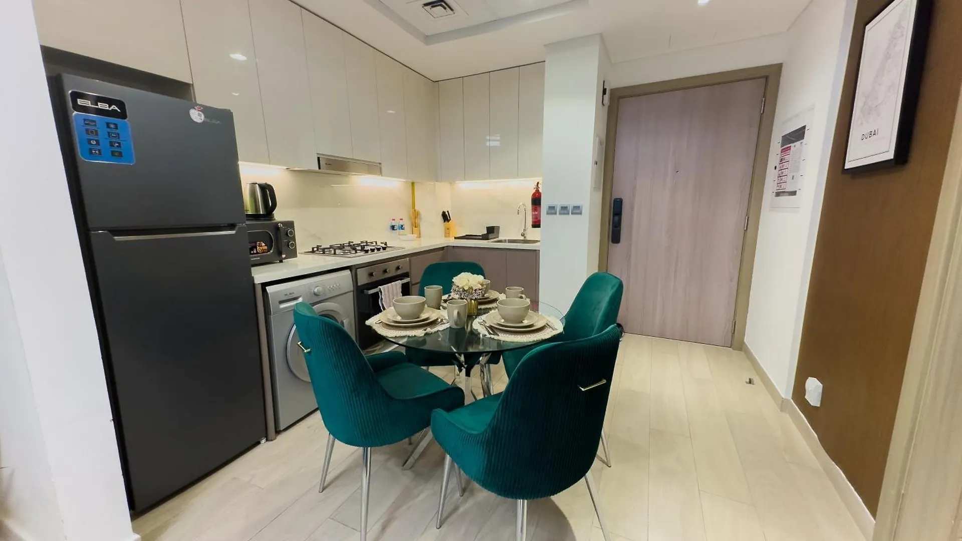 Naseem - Meydan Luxury, Stylish 1Br With Pool & Canal Views Ντουμπάι 0*,