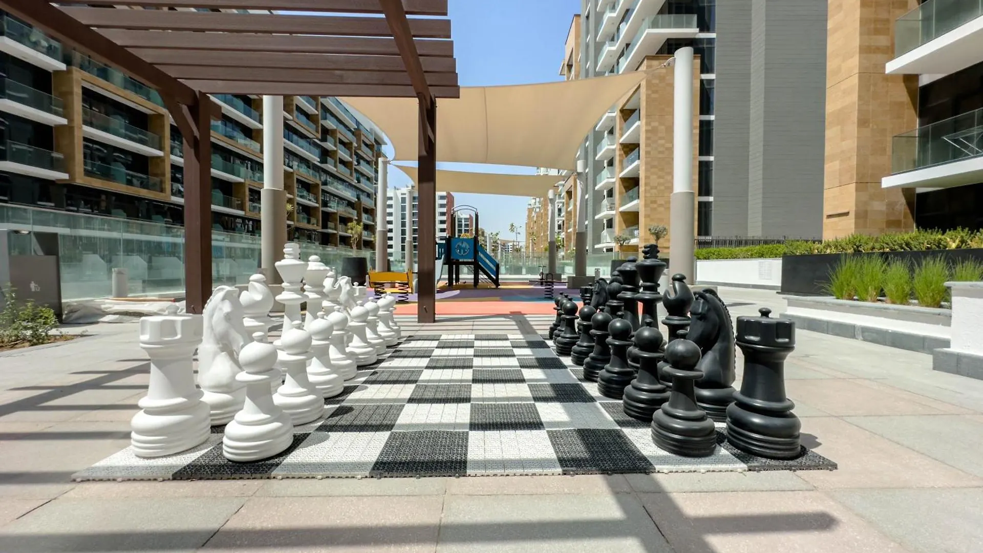 Naseem - Meydan Luxury, Stylish 1Br With Pool & Canal Views Ντουμπάι